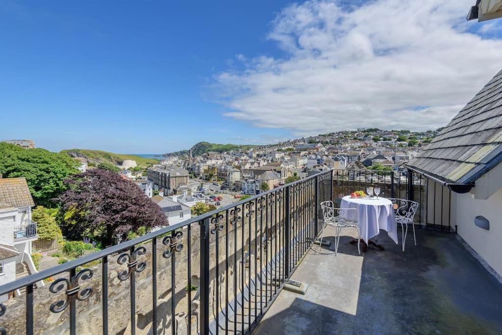 Merlin Court Ilfracombe Exterior photo